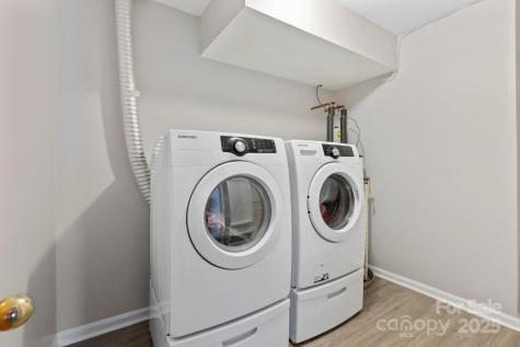 28 Timber Lane Asheville NC 28806