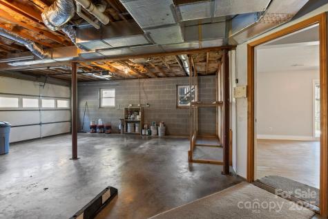 28 Timber Lane Asheville NC 28806