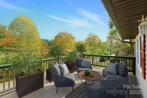 28 Timber Lane Asheville NC 28806