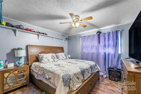 304 Parlier Avenue NE Conover NC 28613