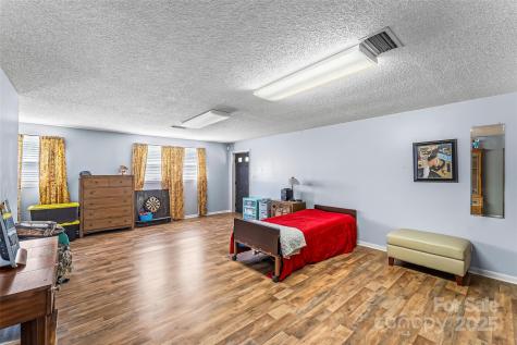 304 Parlier Avenue NE Conover NC 28613