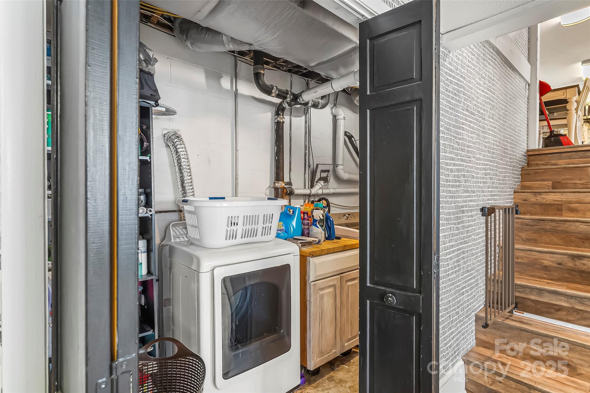 304 Parlier Avenue NE Conover NC 28613