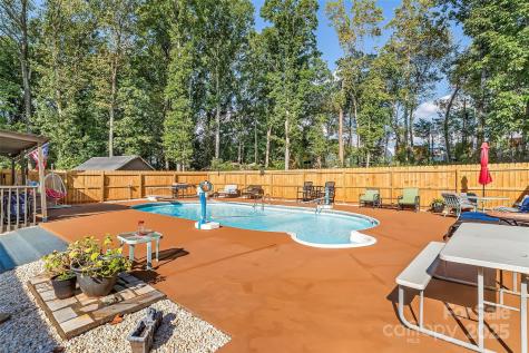304 Parlier Avenue NE Conover NC 28613