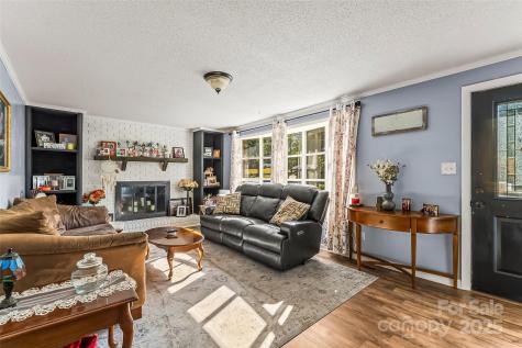304 Parlier Avenue NE Conover NC 28613