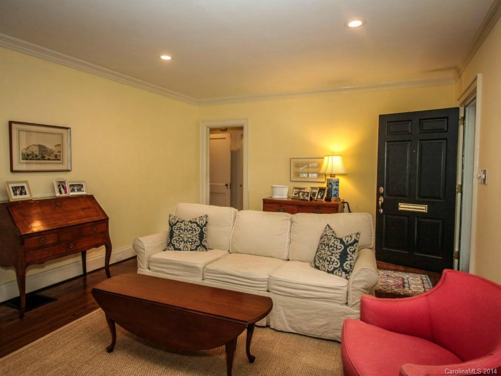 215 Dellwood Avenue Charlotte NC 28209