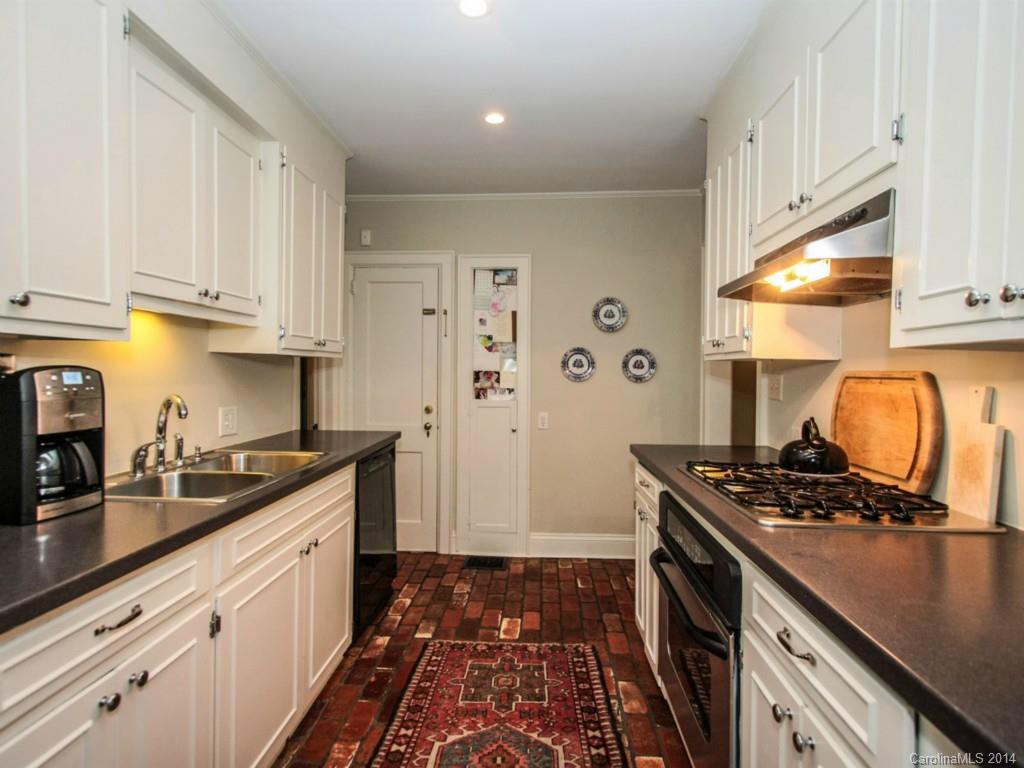 215 Dellwood Avenue Charlotte NC 28209
