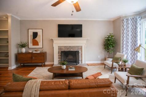 1002 Windsor Drive Asheville NC 28803