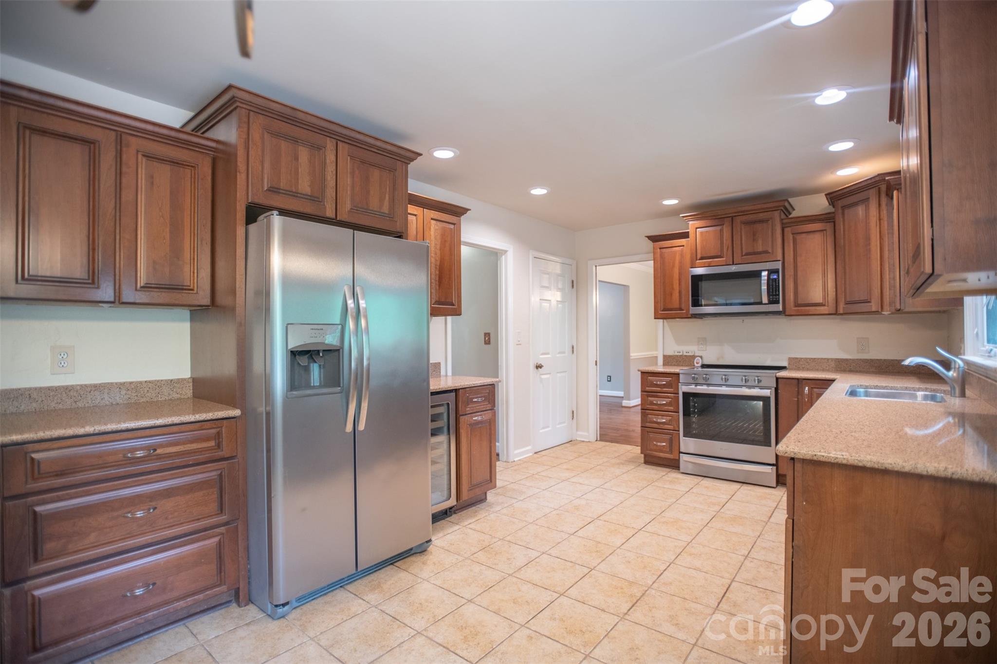 1002 Windsor Drive Asheville NC 28803