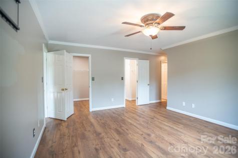 1002 Windsor Drive Asheville NC 28803