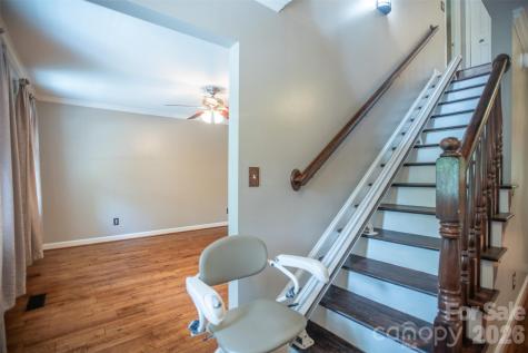 1002 Windsor Drive Asheville NC 28803