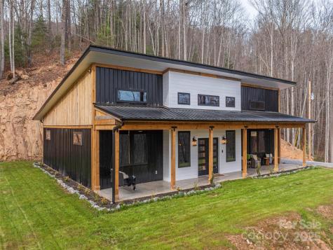 55 Dean Riddle Drive Waynesville NC 28785