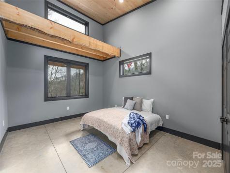 55 Dean Riddle Drive Waynesville NC 28785