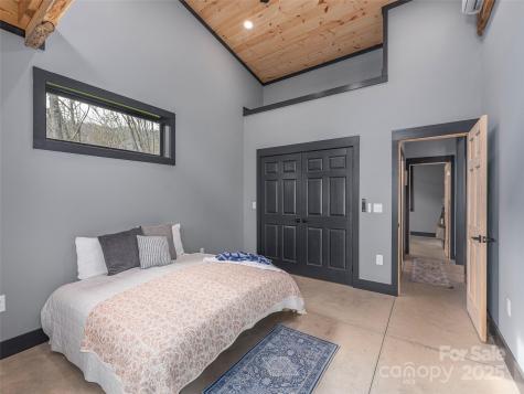 55 Dean Riddle Drive Waynesville NC 28785