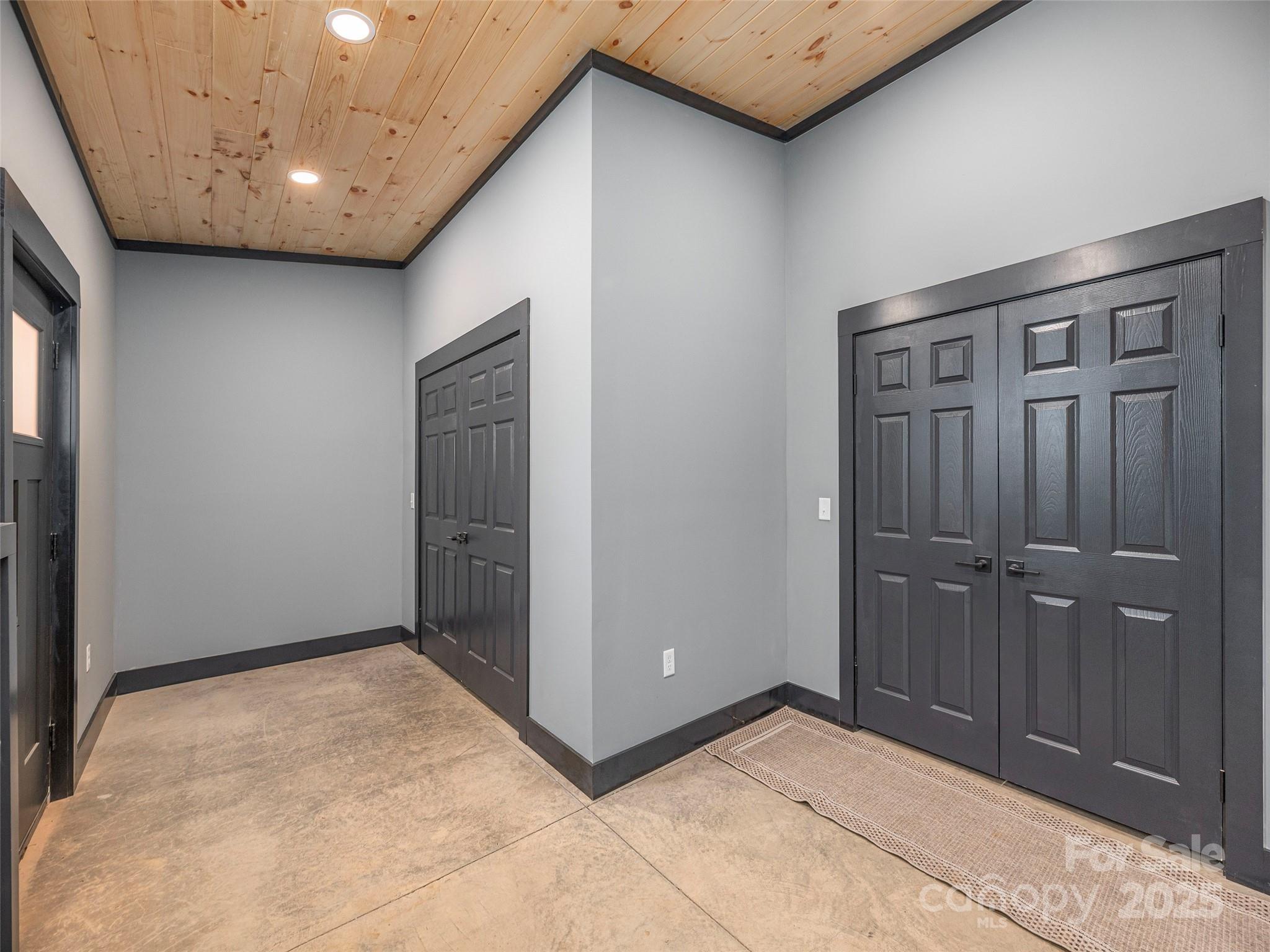 55 Dean Riddle Drive Waynesville NC 28785