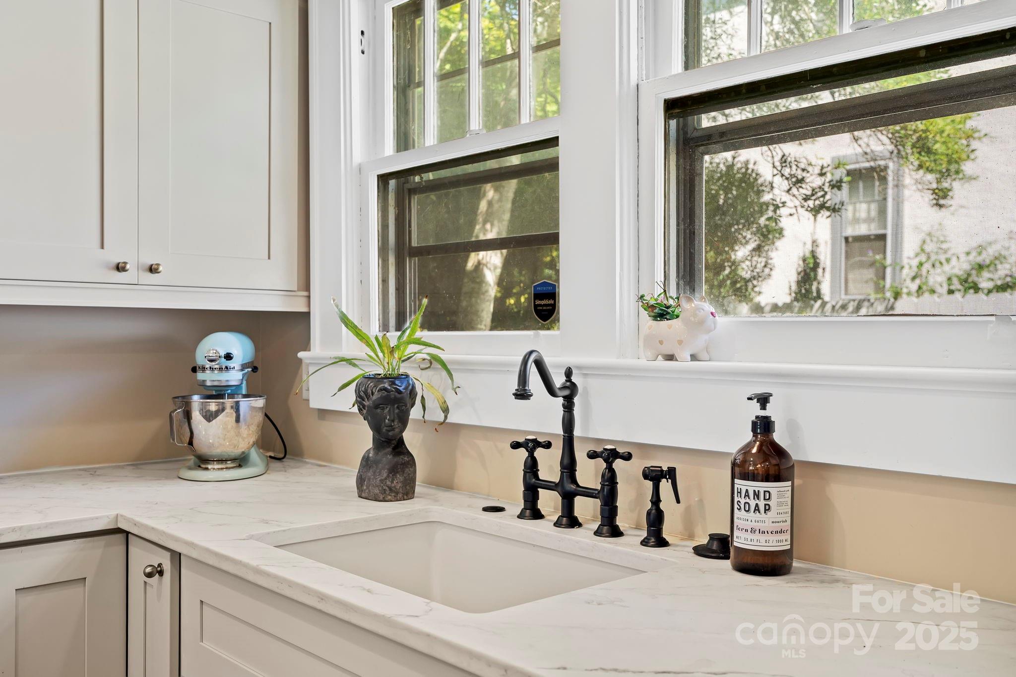 75 Lakewood Drive Asheville NC 28803