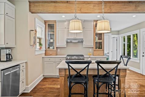 75 Lakewood Drive Asheville NC 28803