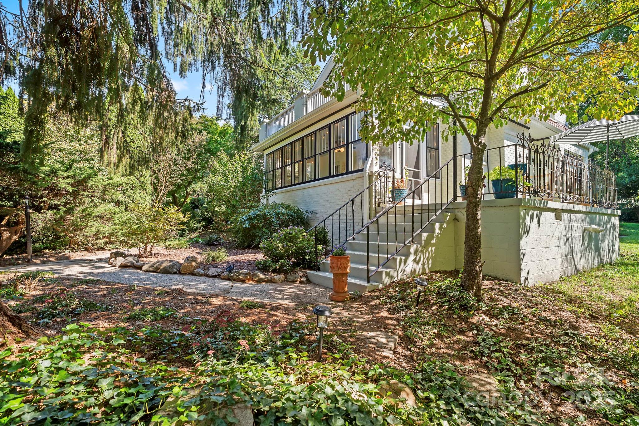 75 Lakewood Drive Asheville NC 28803