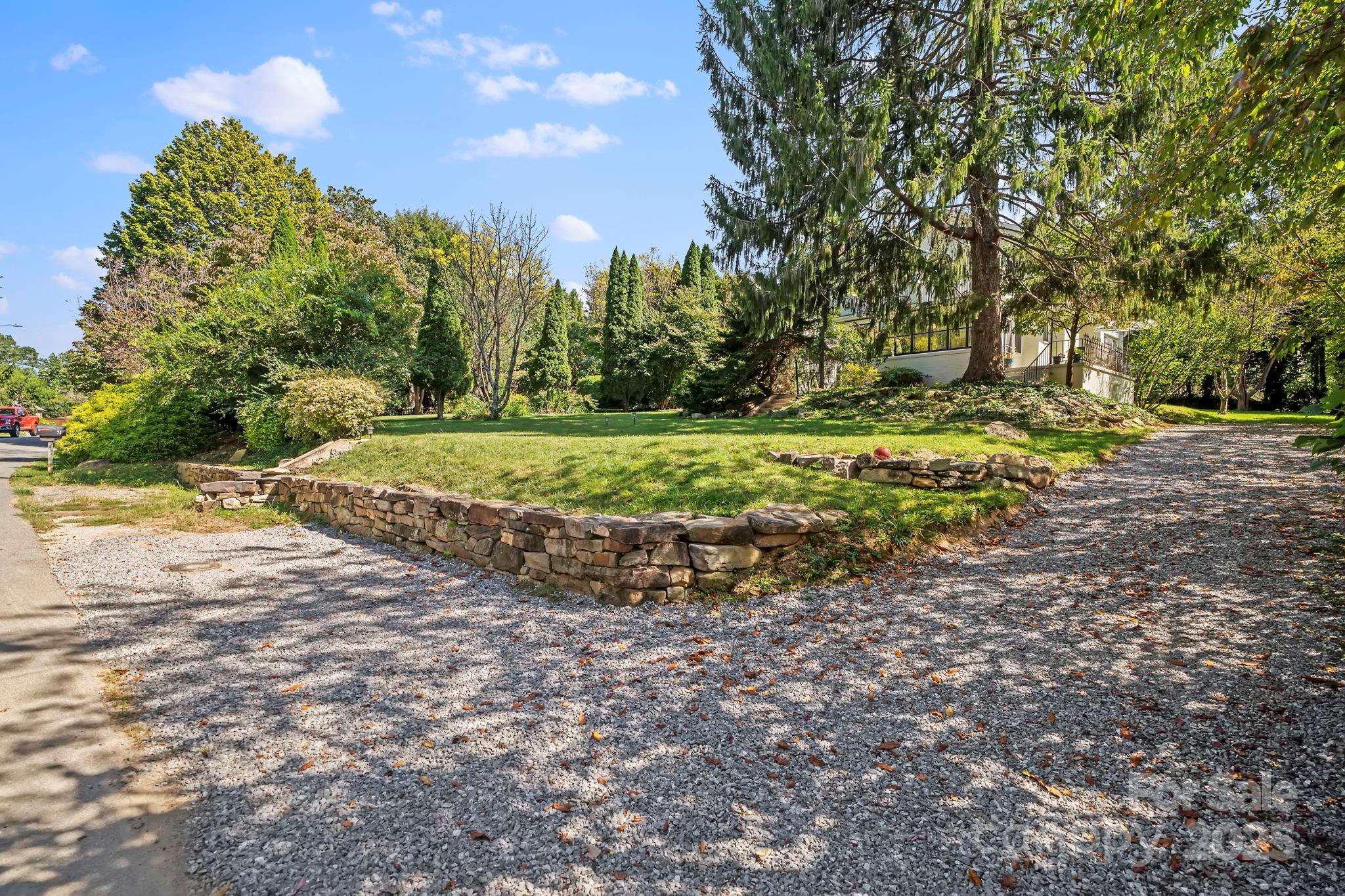 75 Lakewood Drive Asheville NC 28803