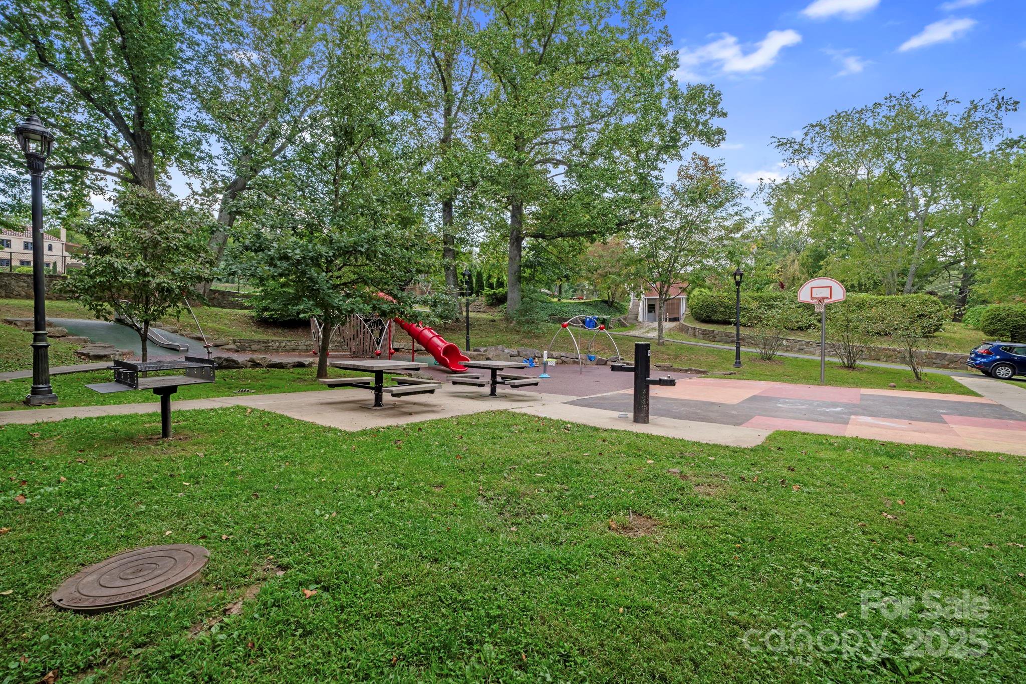 75 Lakewood Drive Asheville NC 28803