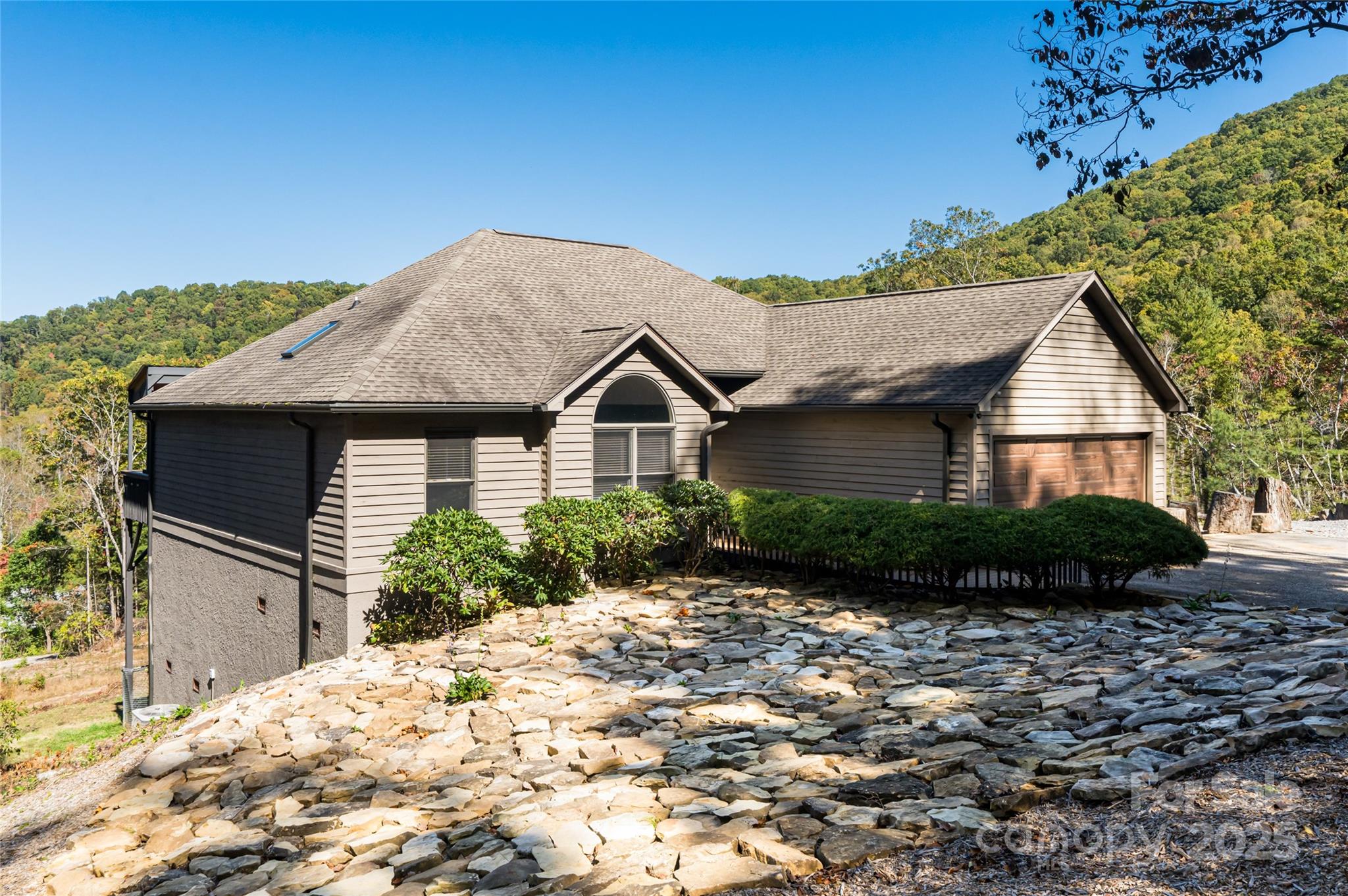 6 Laurel Trail Asheville NC 28803