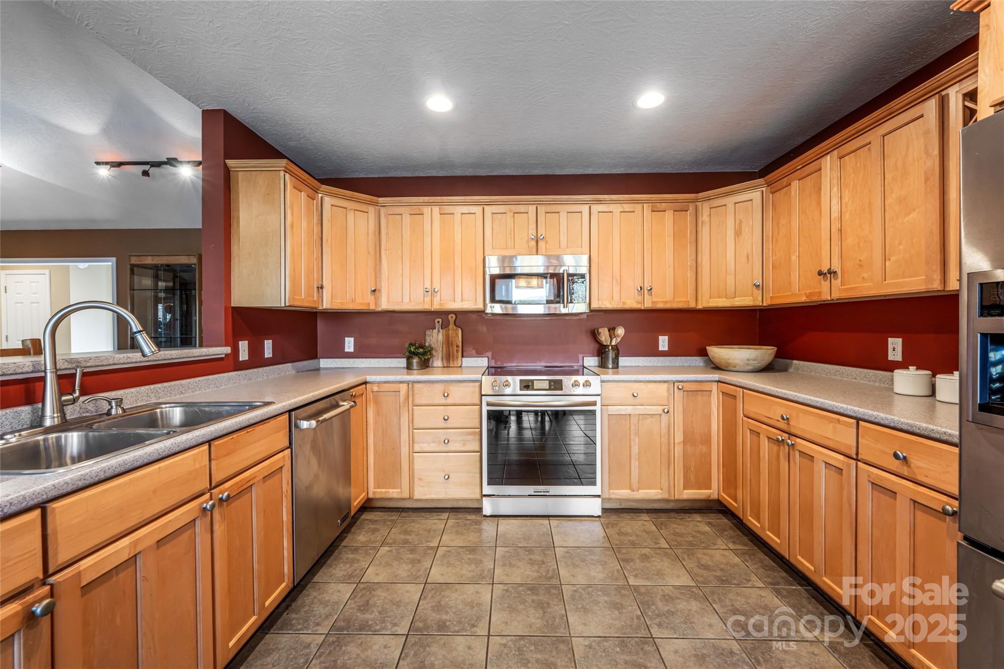 6 Laurel Trail Asheville NC 28803