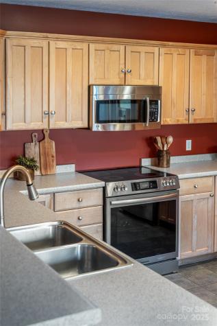 6 Laurel Trail Asheville NC 28803