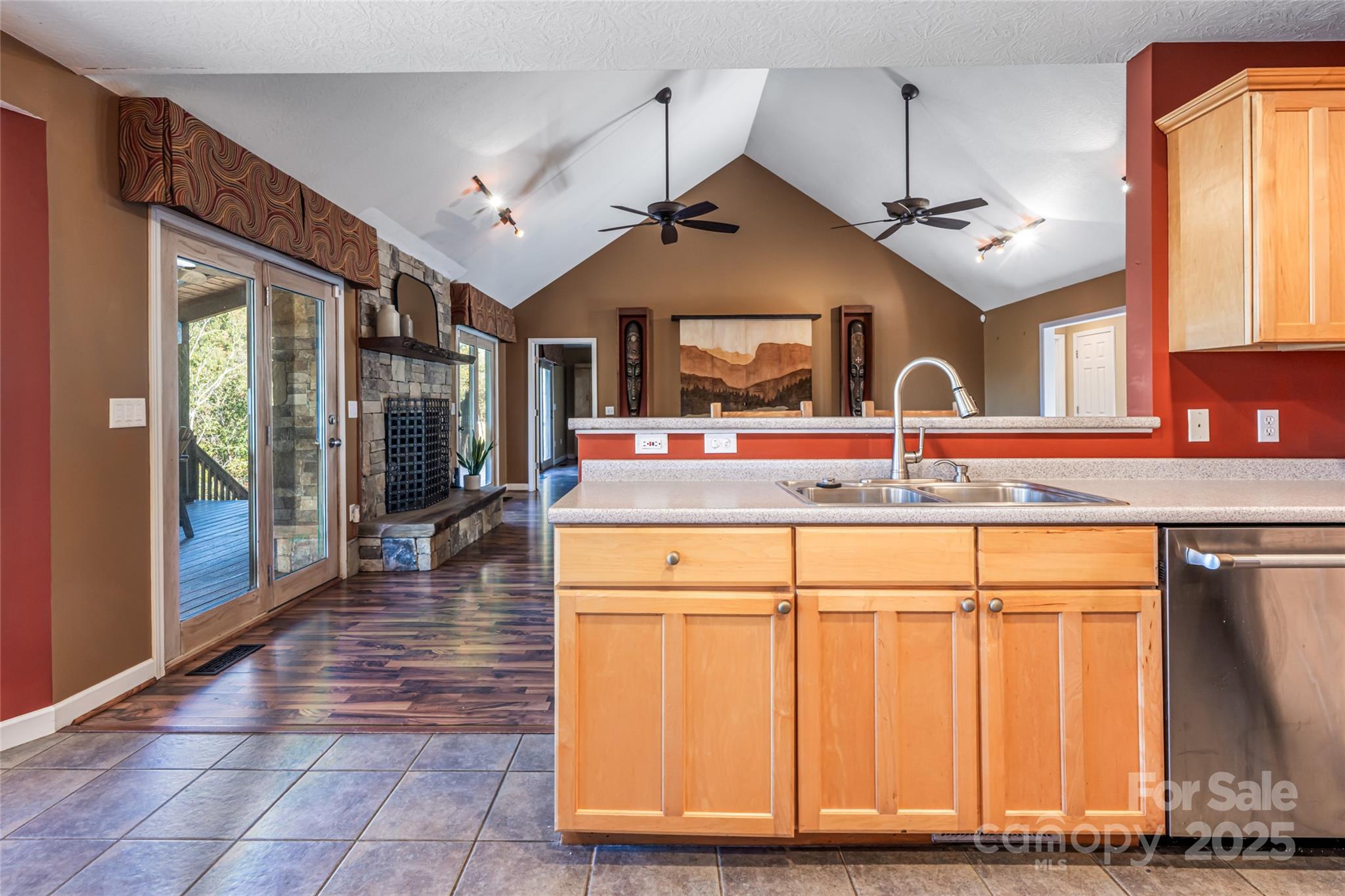 6 Laurel Trail Asheville NC 28803