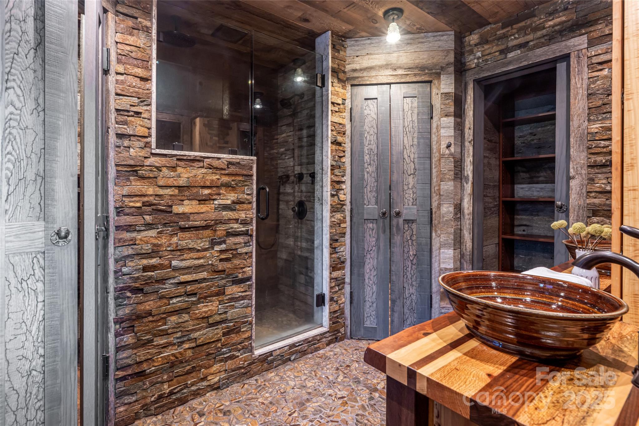 6 Laurel Trail Asheville NC 28803