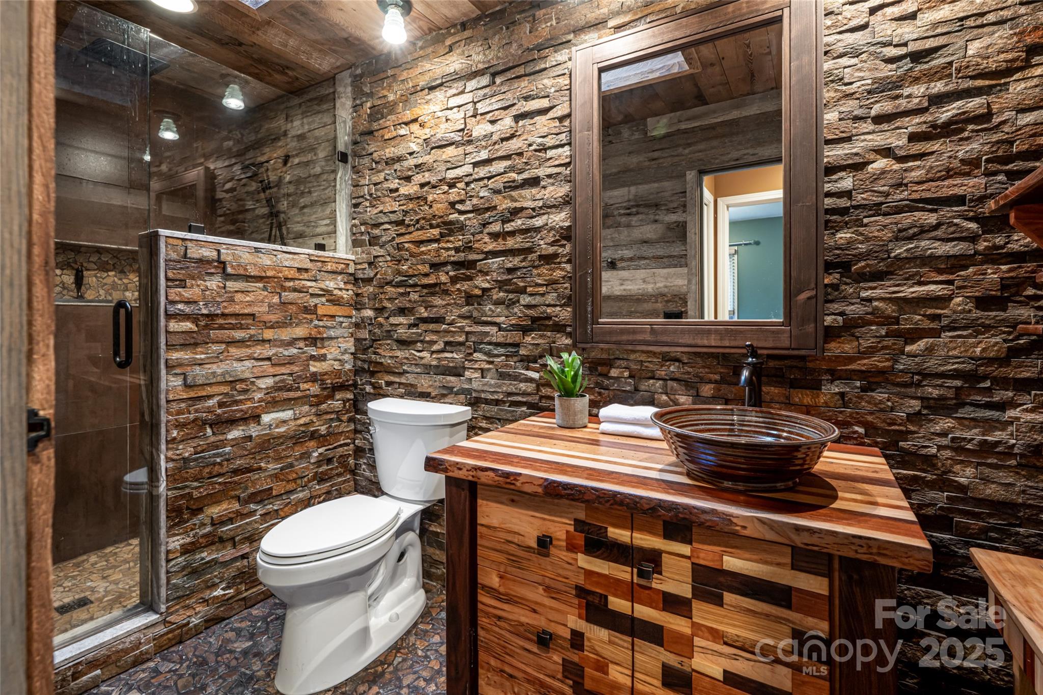 6 Laurel Trail Asheville NC 28803