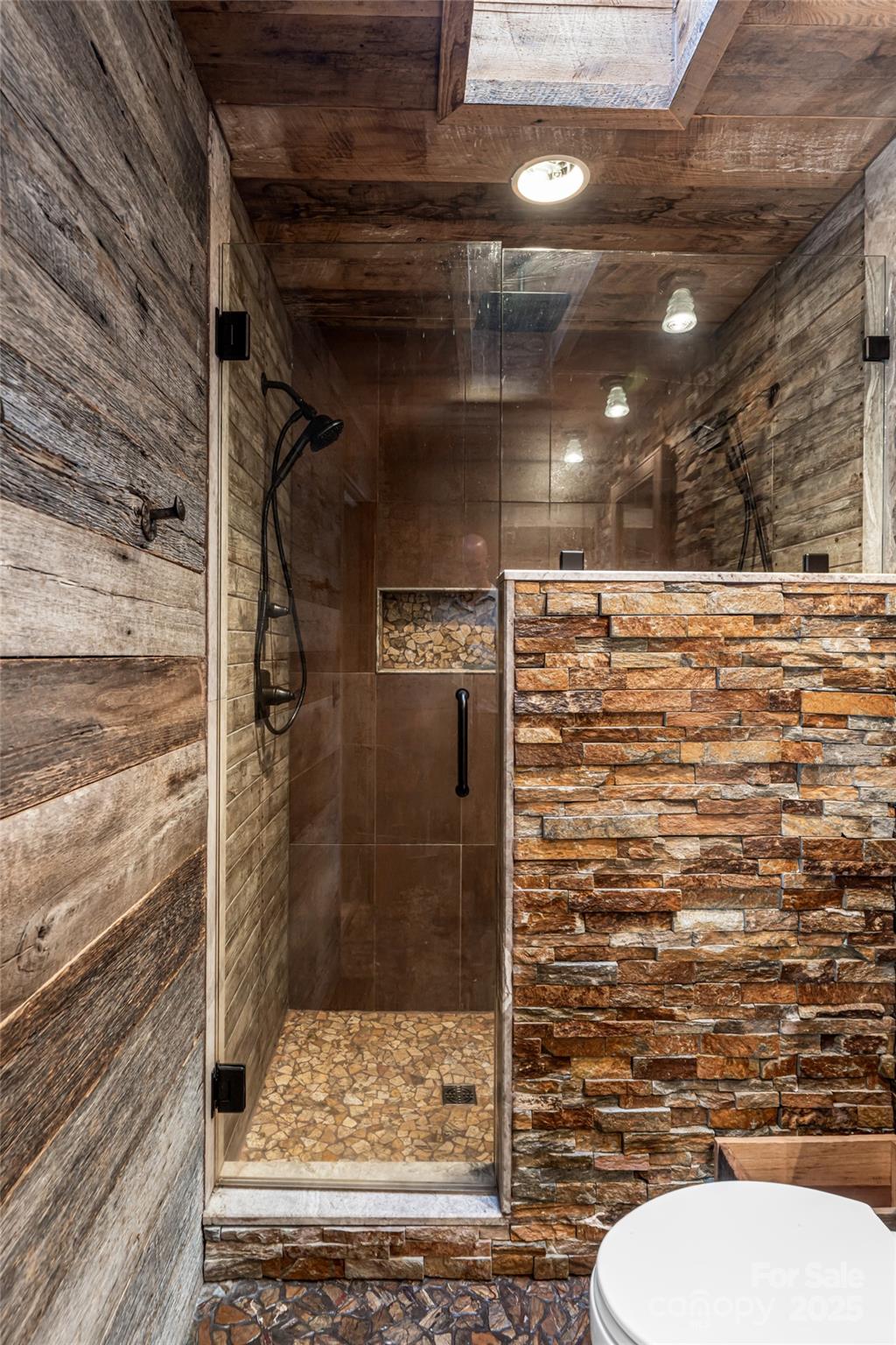 6 Laurel Trail Asheville NC 28803