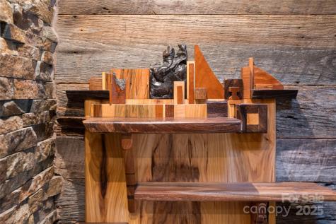 6 Laurel Trail Asheville NC 28803