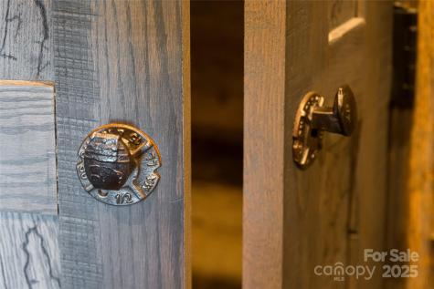 6 Laurel Trail Asheville NC 28803