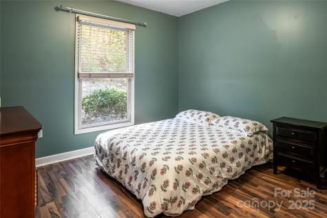 6 Laurel Trail Asheville NC 28803