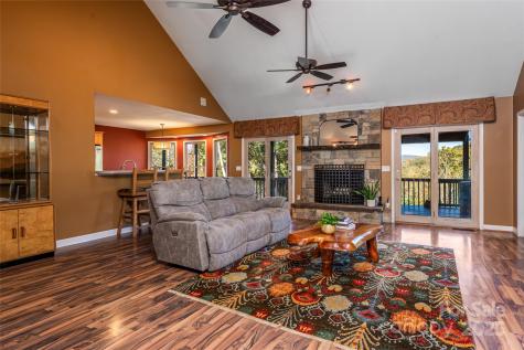 6 Laurel Trail Asheville NC 28803