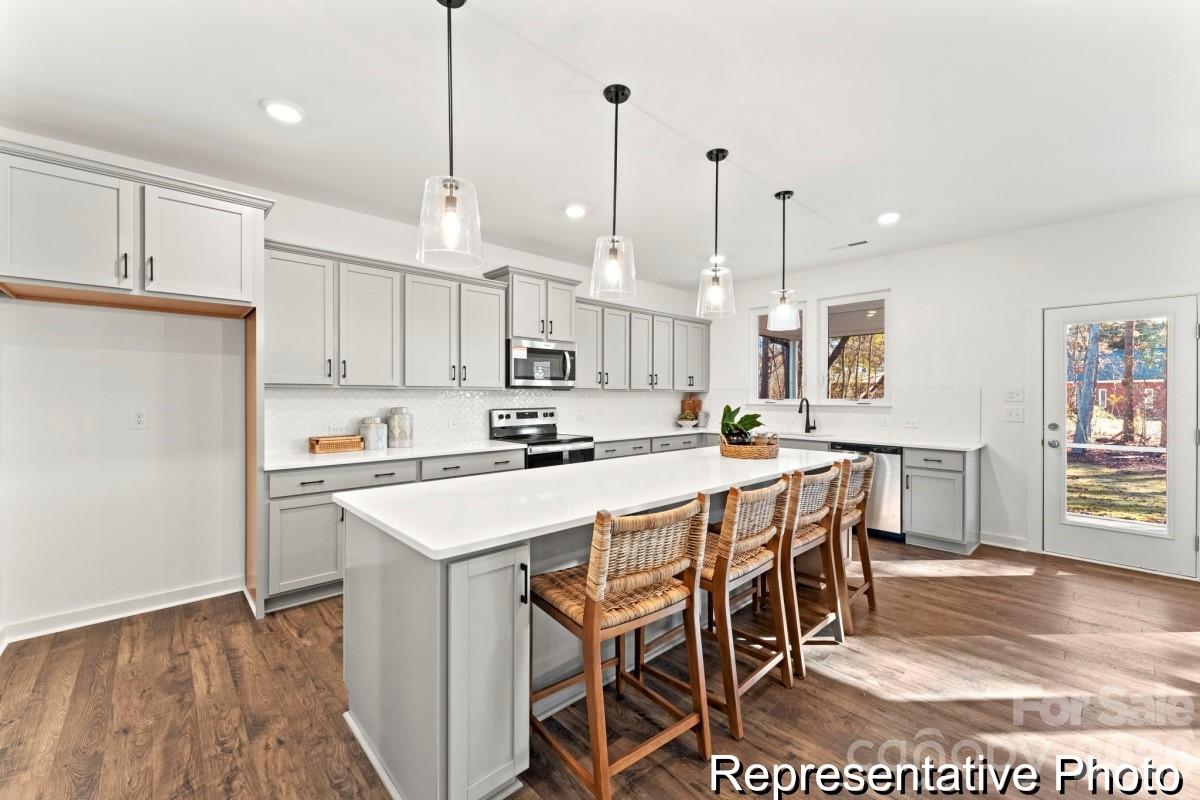 142 Pembroke Way Albemarle NC 28001