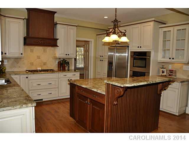 4114 Columbine Circle Charlotte NC 28211