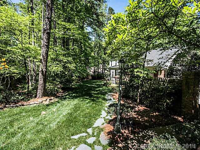 4114 Columbine Circle Charlotte NC 28211