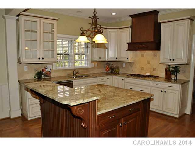 4114 Columbine Circle Charlotte NC 28211