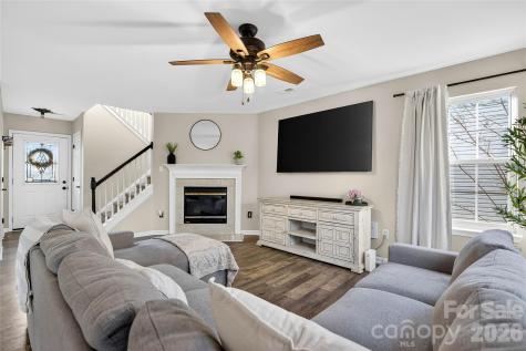 8704 Laurel Run Drive Charlotte NC 28269
