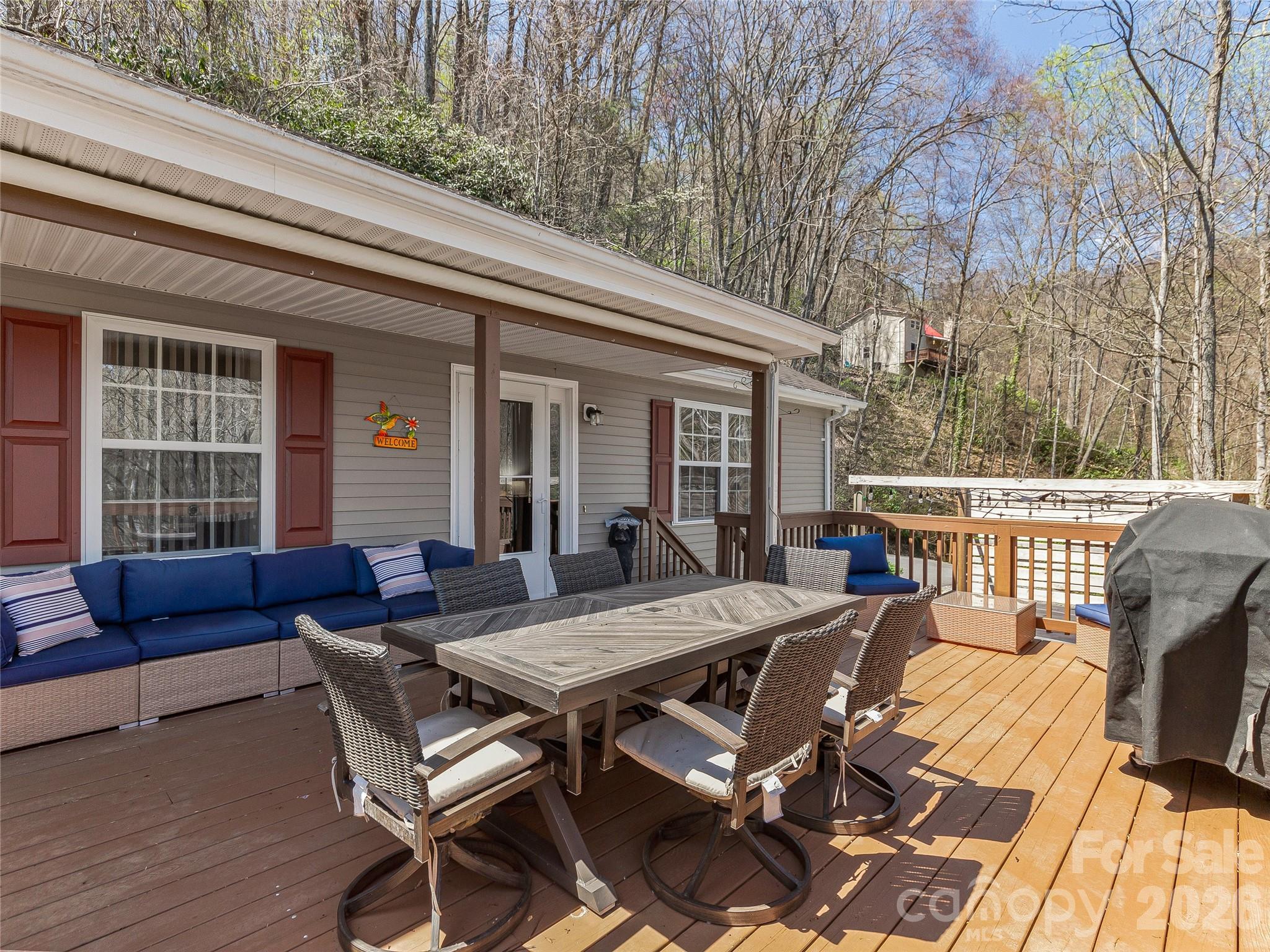 860 Creekside Drive Maggie Valley NC 28751
