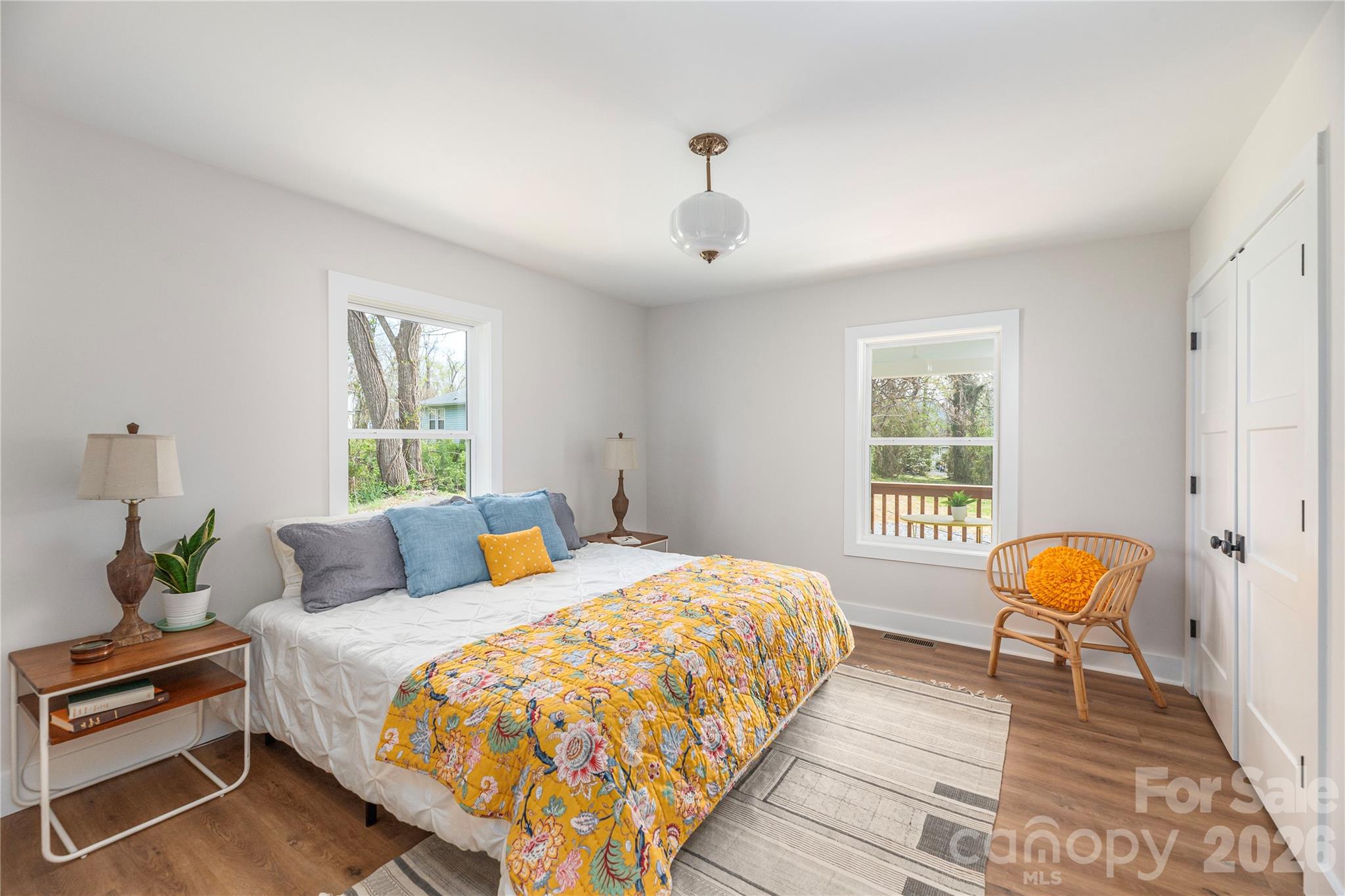 5 White Avenue Asheville NC 28803