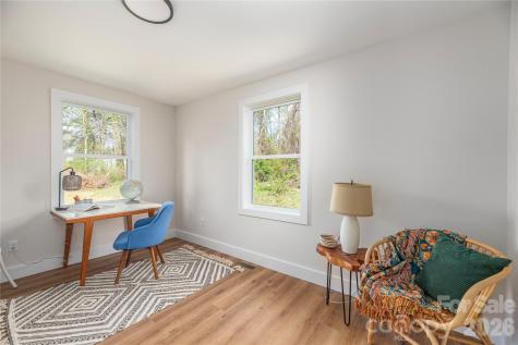 5 White Avenue Asheville NC 28803