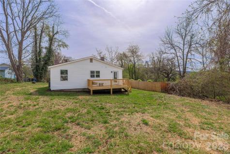 5 White Avenue Asheville NC 28803