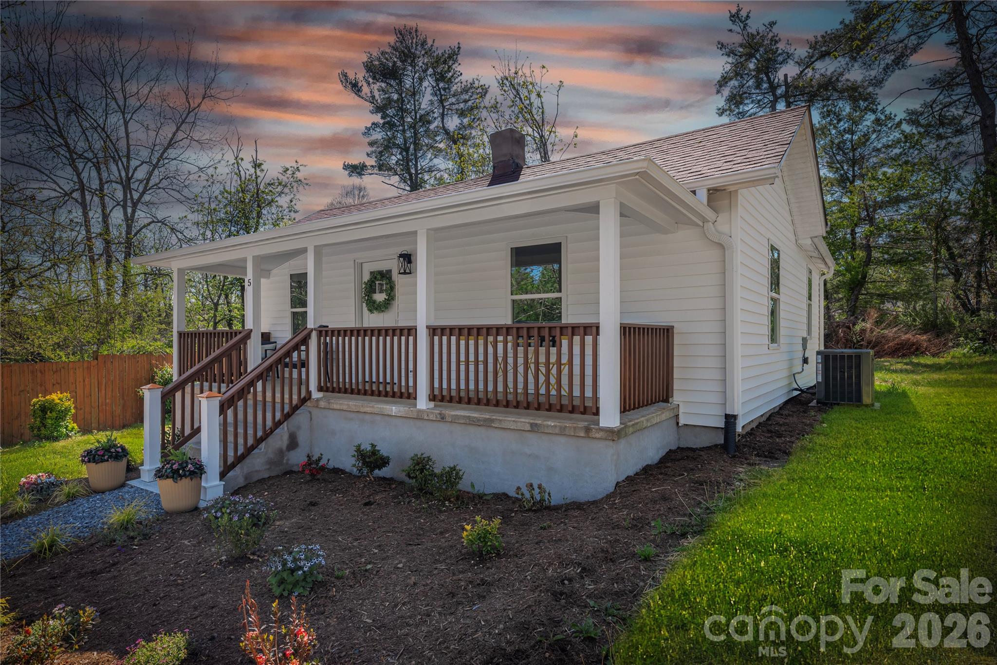 5 White Avenue Asheville NC 28803