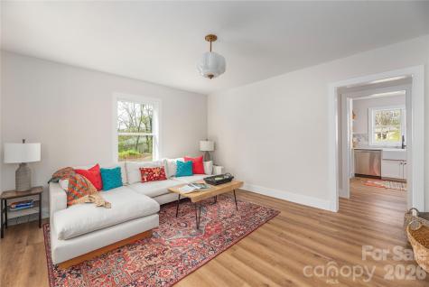 5 White Avenue Asheville NC 28803