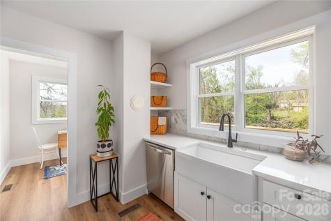 5 White Avenue Asheville NC 28803