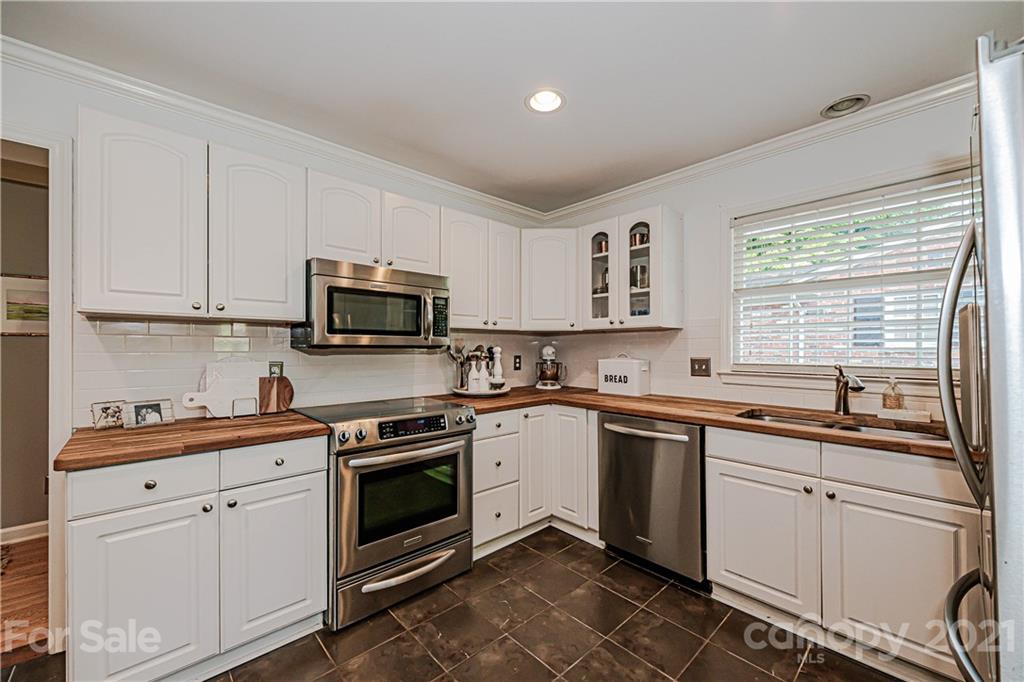 2226 Inverness Road Charlotte NC 28209