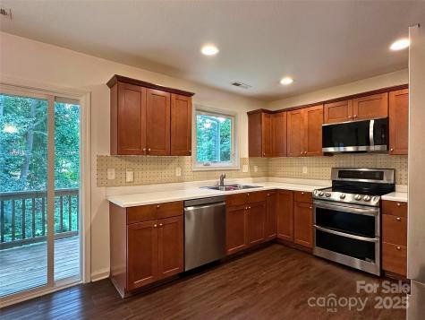 31 English Ivy Road Asheville NC 28806