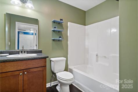 31 English Ivy Road Asheville NC 28806