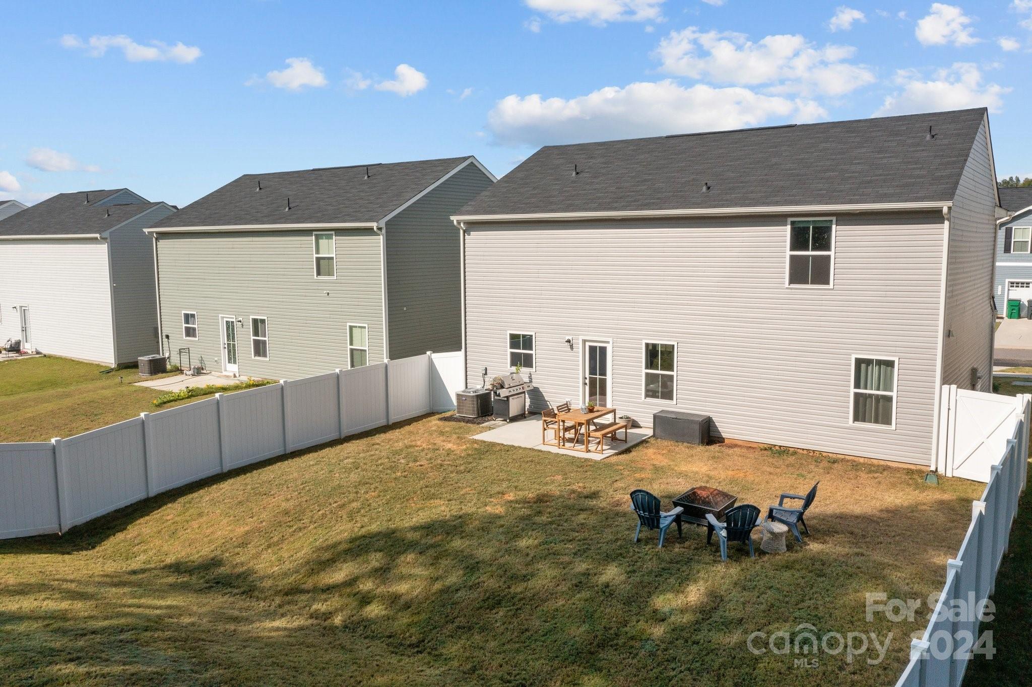 5120 Rustling Pines Court Charlotte NC 28215